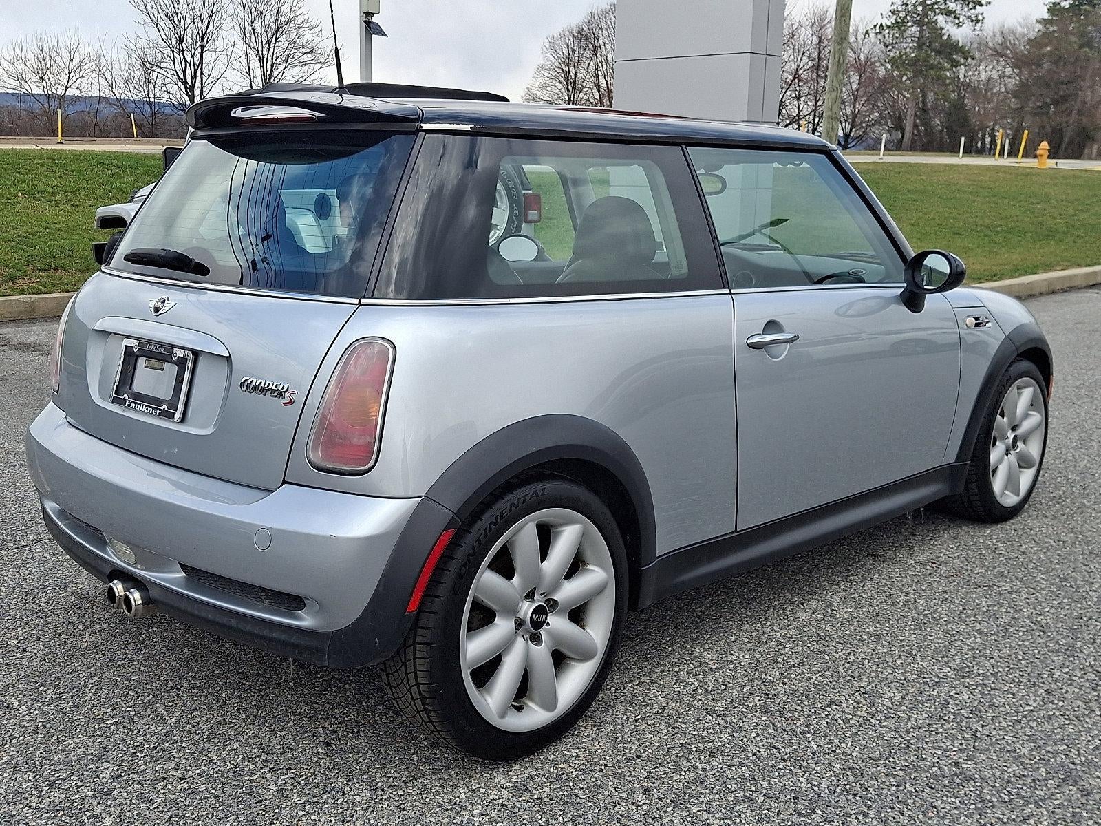 2004 MINI Cooper S Hardtop Base