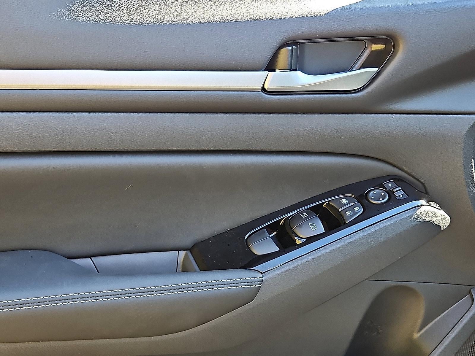 2025 Nissan Altima SL