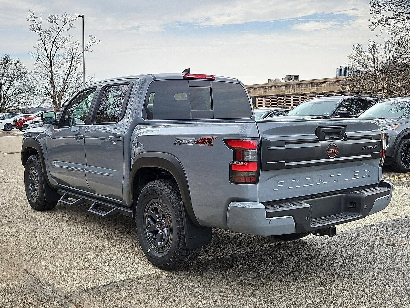 2026 Nissan Frontier Crew Cab 4x4 PRO-4X
