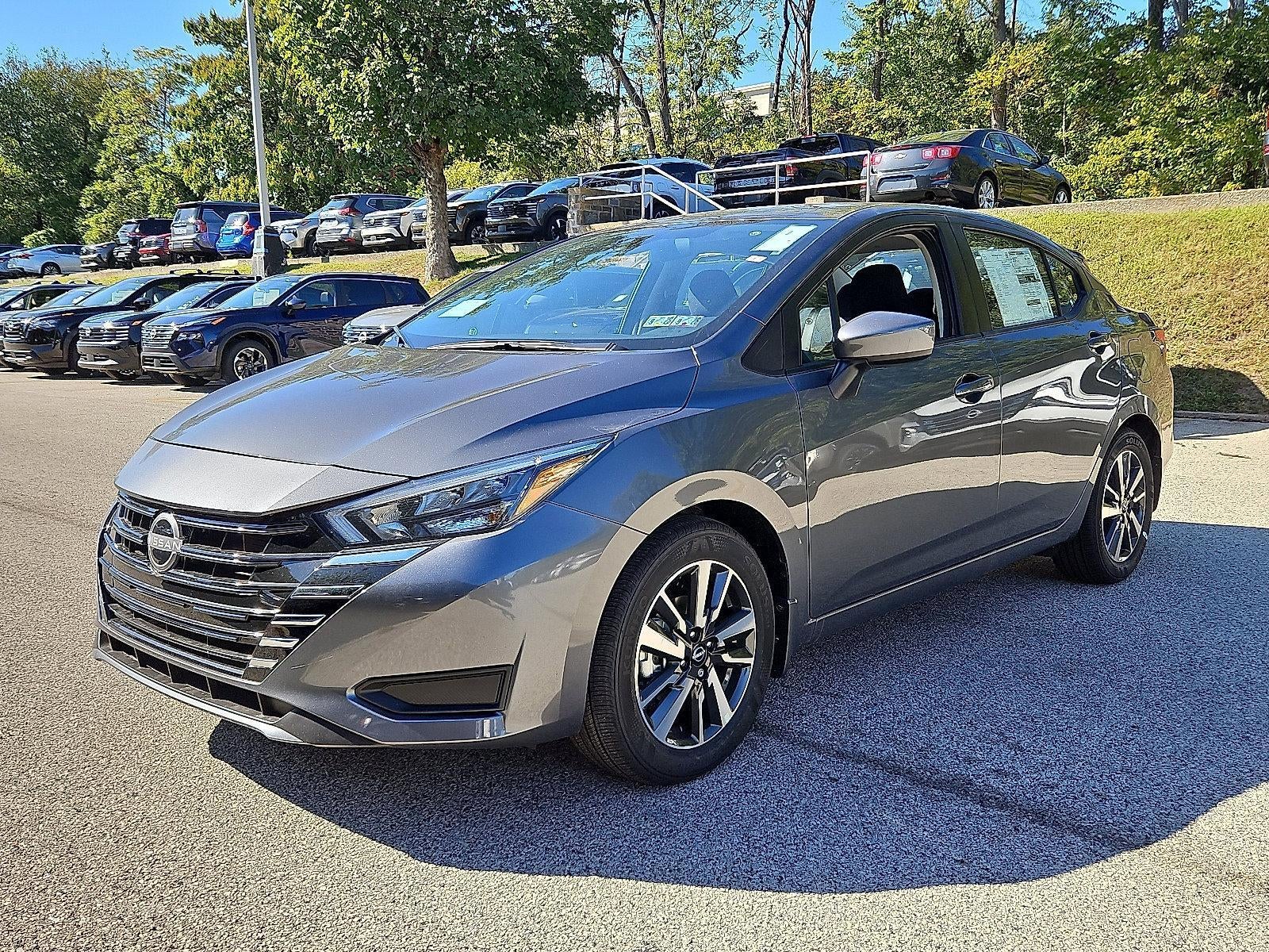 2025 Nissan Versa SV