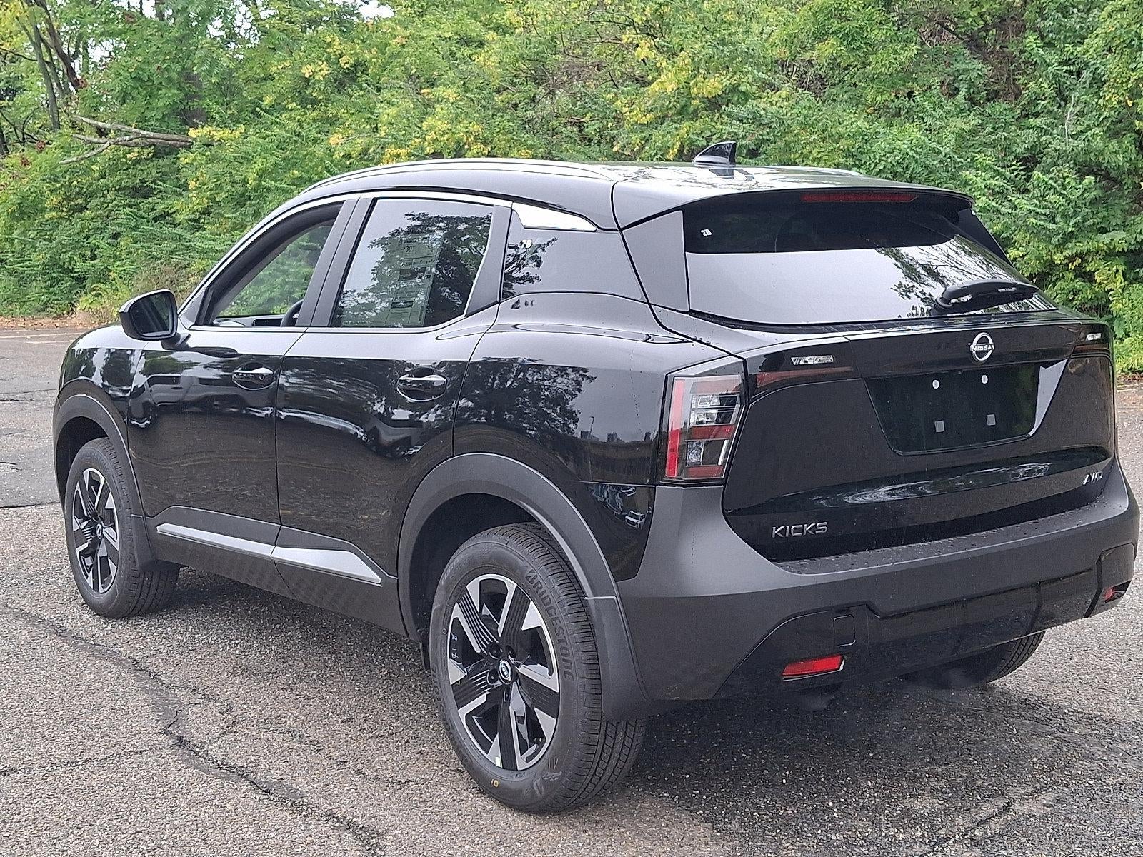 2027 Nissan Kicks SV