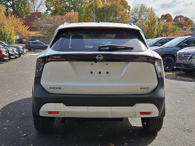 2026 Nissan Kicks SV