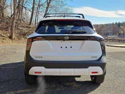 2026 Nissan Kicks SV