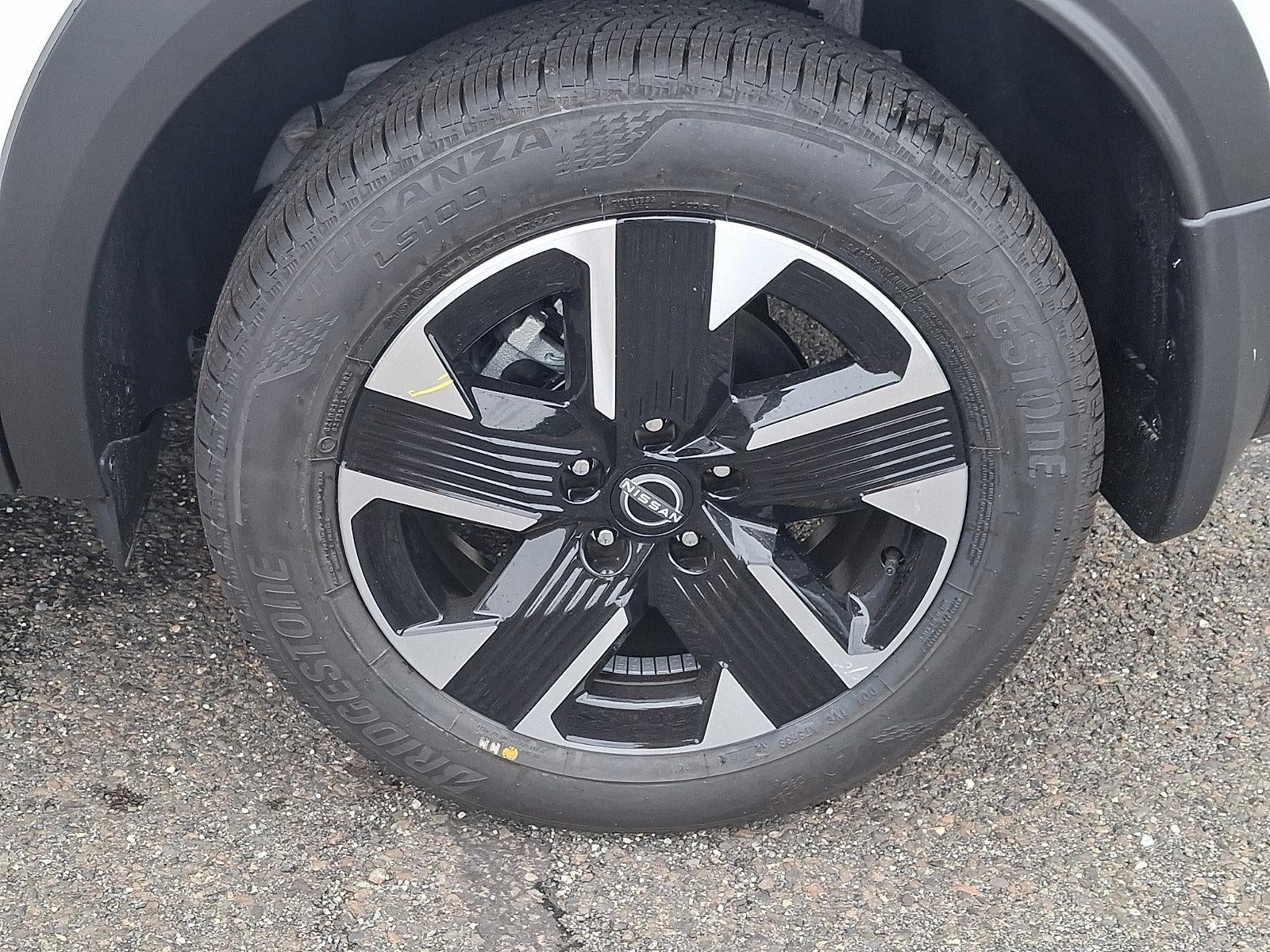 2027 Nissan Kicks SV
