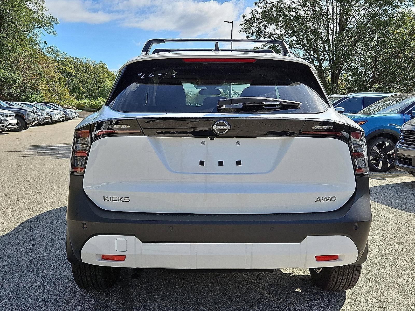 2026 Nissan Kicks SV