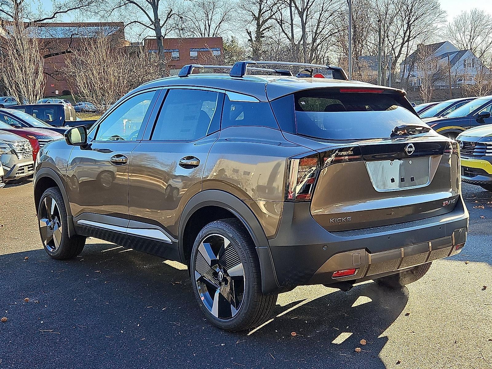 2026 Nissan Kicks SR