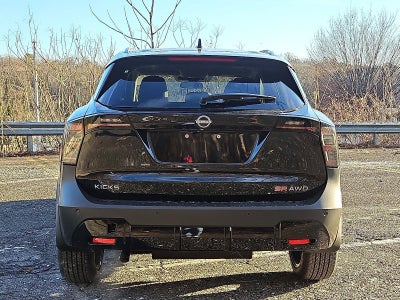 2026 Nissan Kicks SR