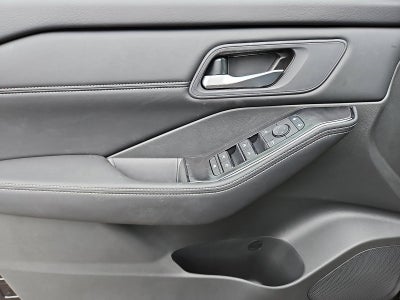 2026 Nissan Rogue 2026.5 AWD Dark Armor