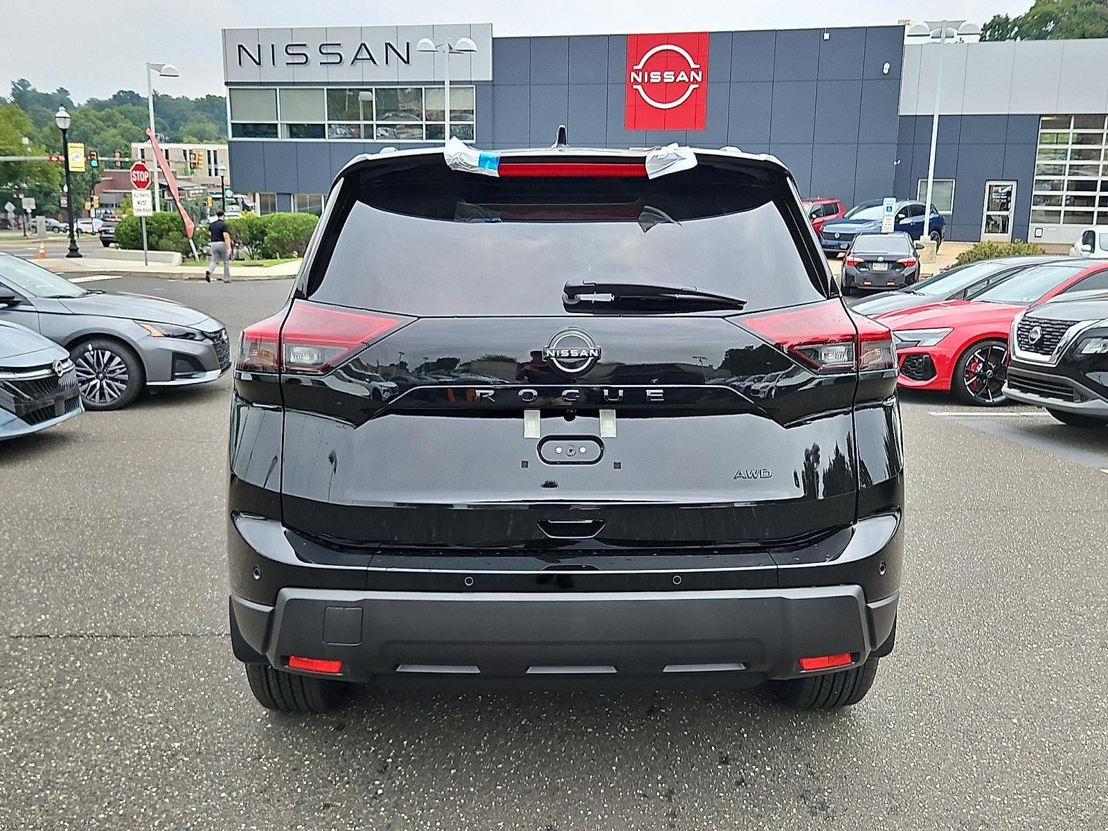 2026 Nissan Rogue Dark Armor™