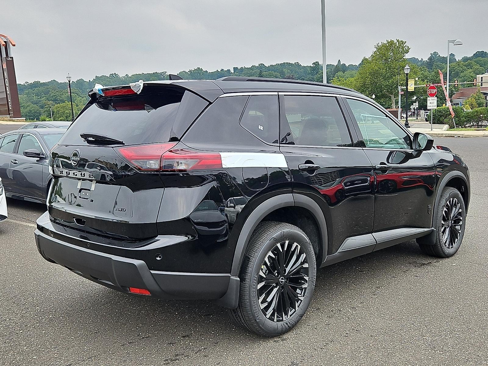 2026 Nissan Rogue Dark Armor™