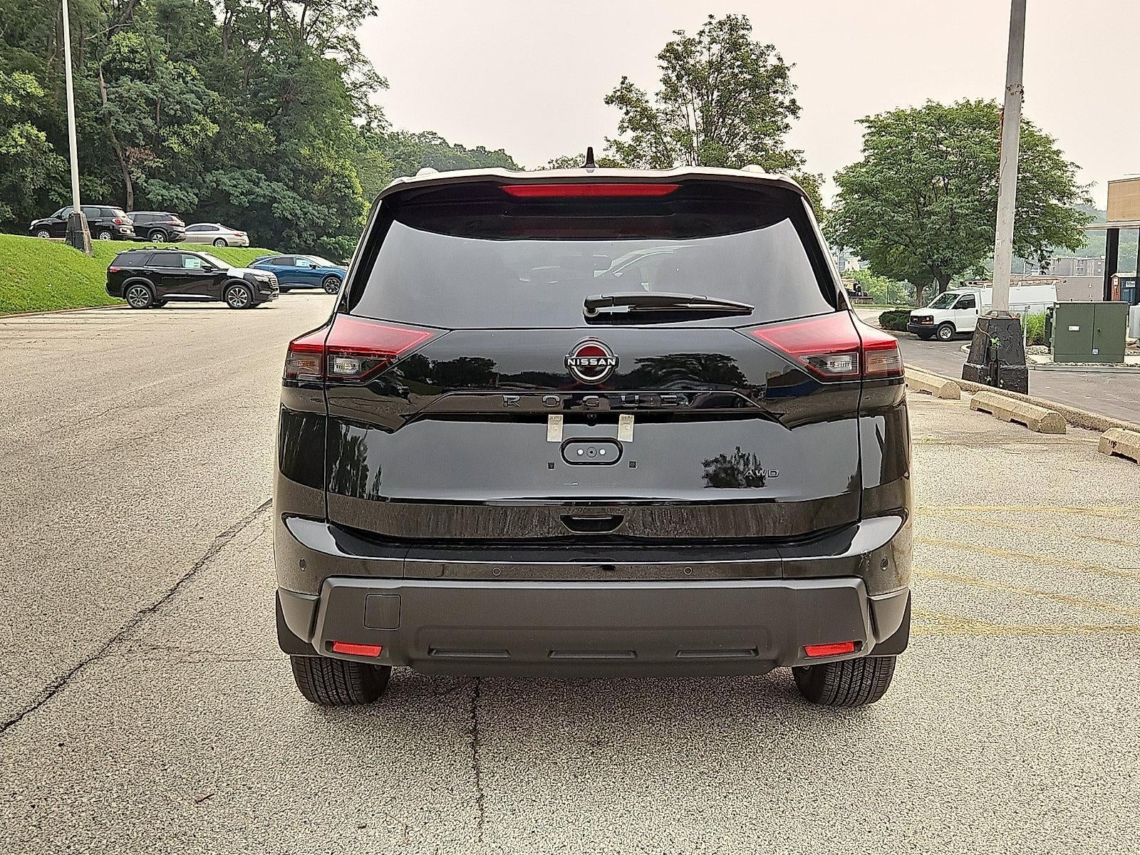 2026 Nissan Rogue Dark Armor™