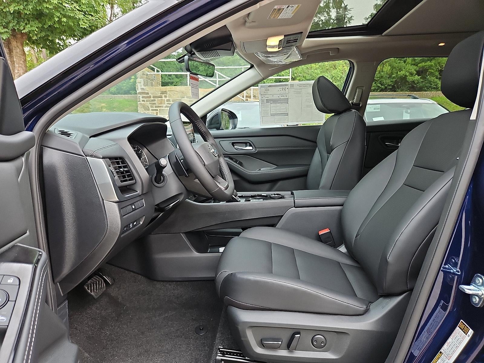 2026 Nissan Rogue Dark Armor™