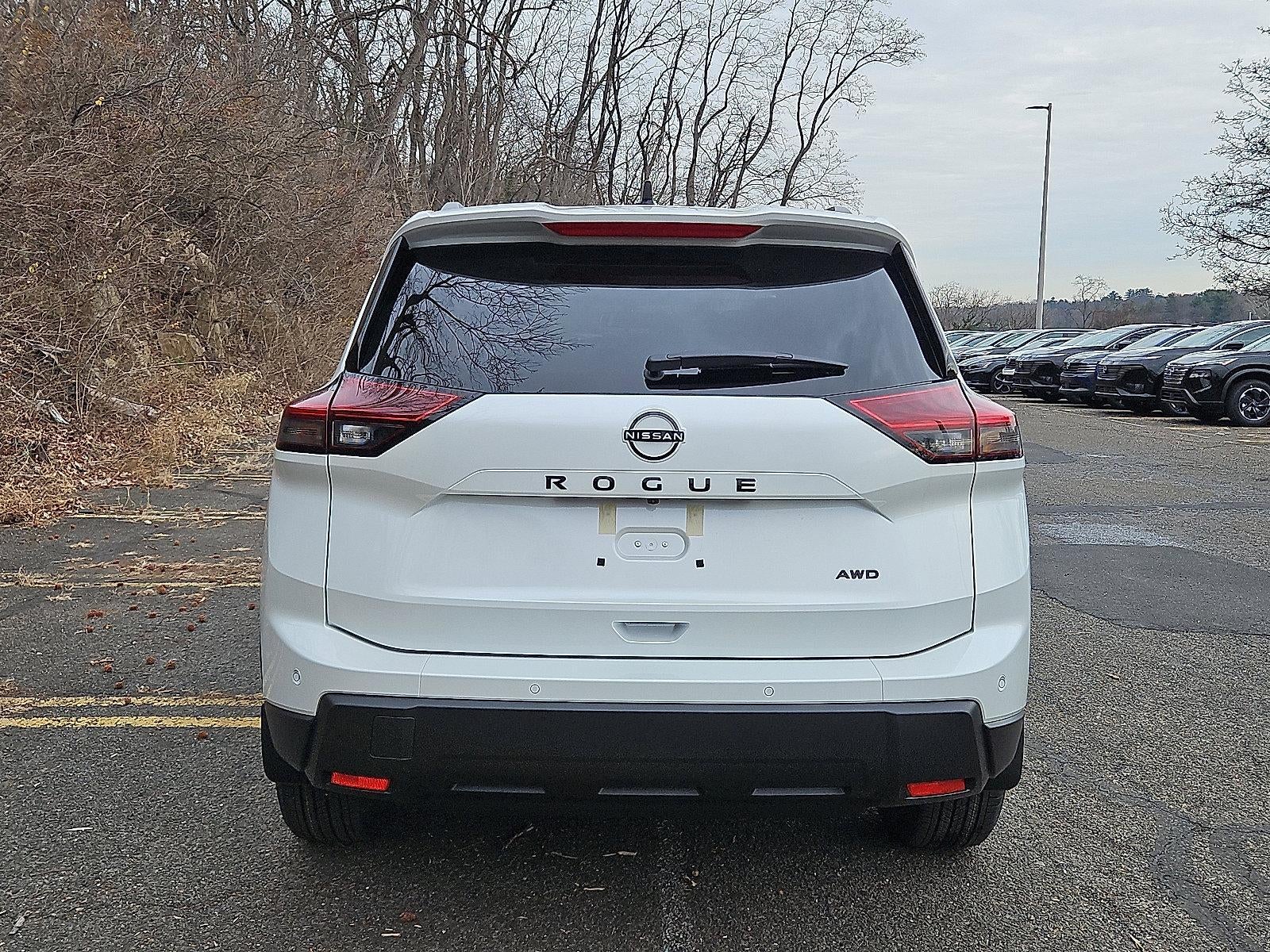 2026 Nissan Rogue Dark Armor™