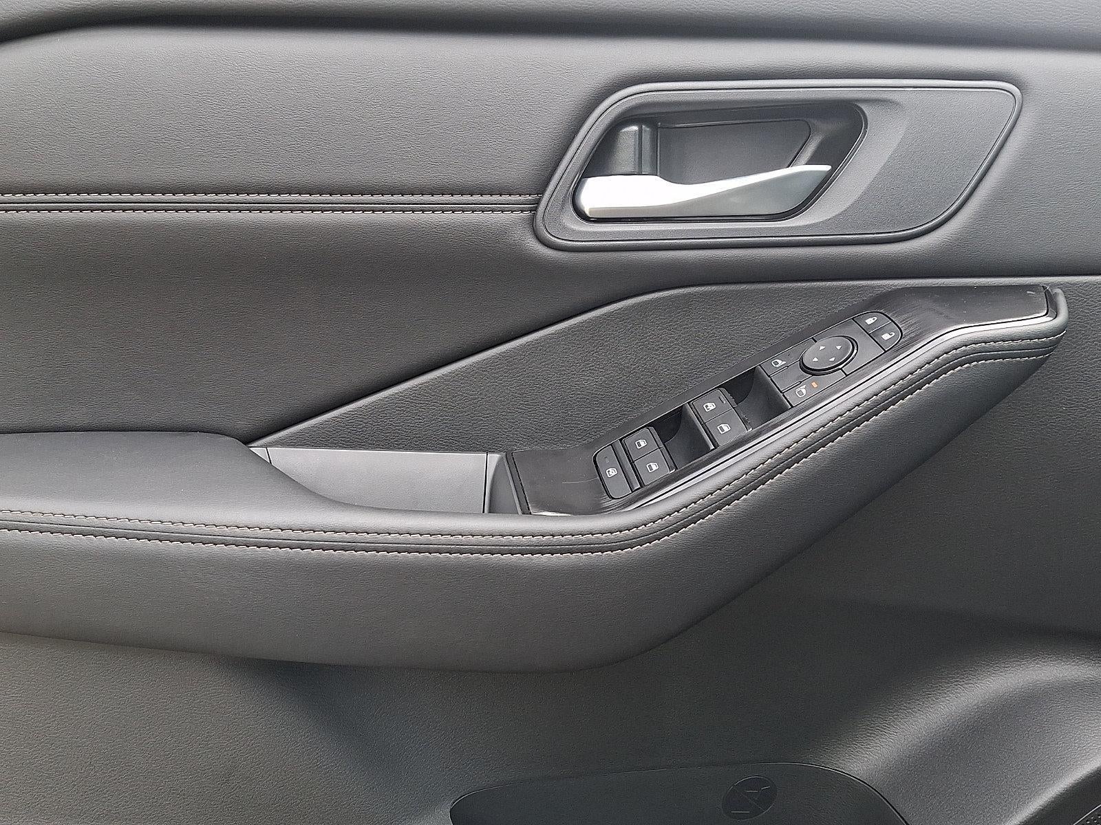 2026 Nissan Rogue 2026.5 AWD Dark Armor