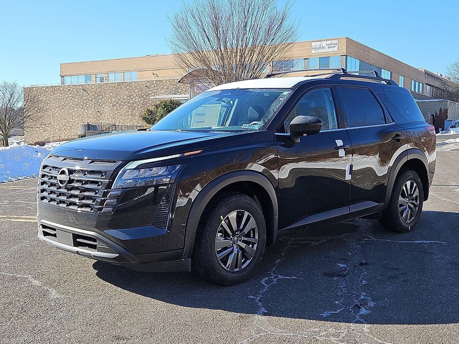 2026 Nissan Pathfinder SV