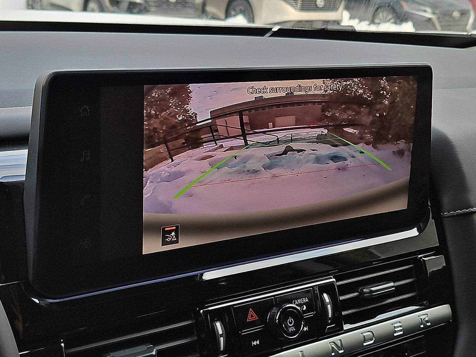 2026 Nissan Pathfinder SV