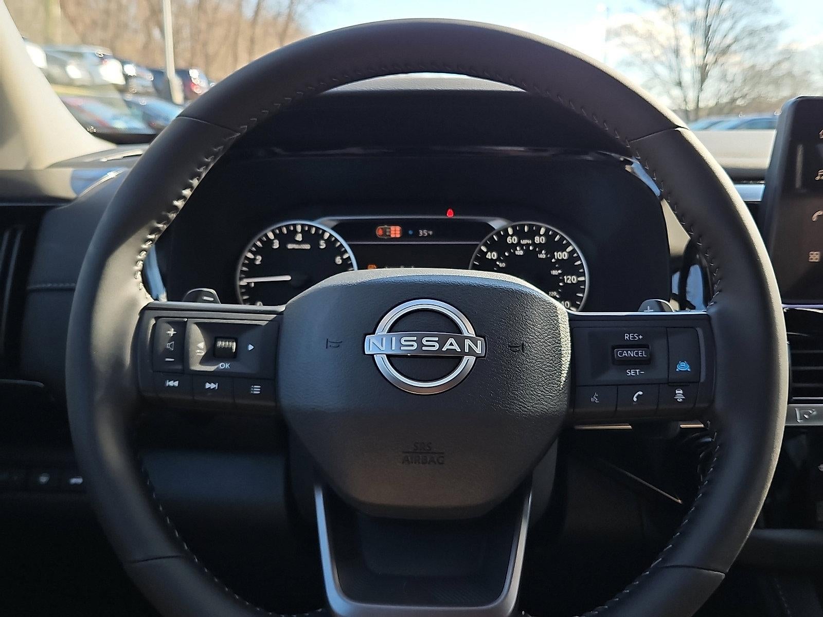 2026 Nissan Pathfinder SV