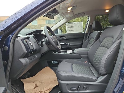 2026 Nissan Pathfinder SV 4WD