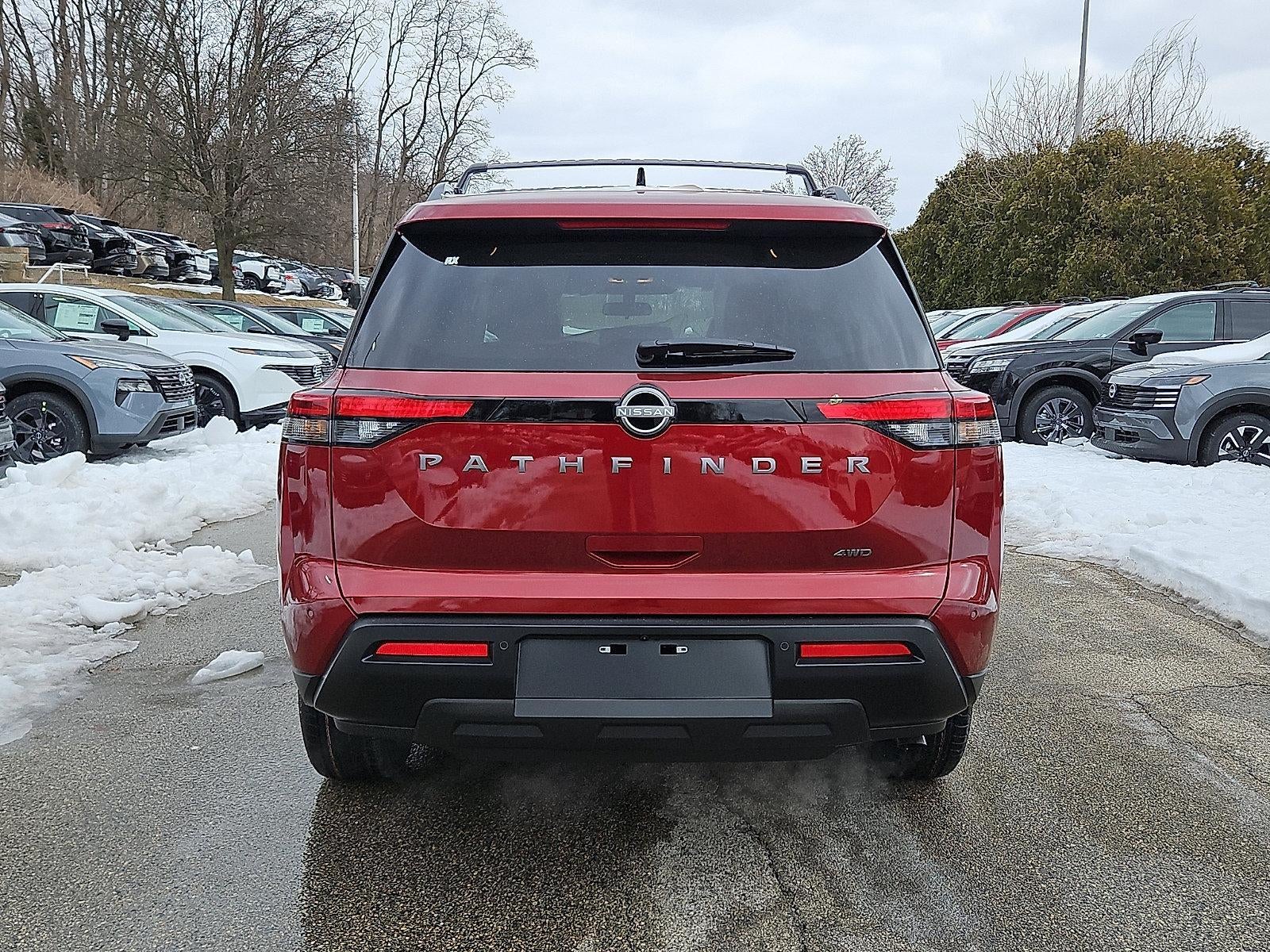 2026 Nissan Pathfinder SV