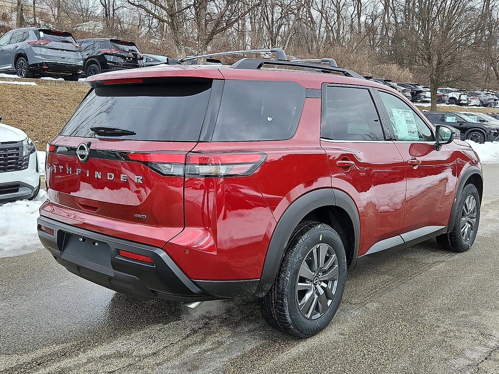 2026 Nissan Pathfinder SV