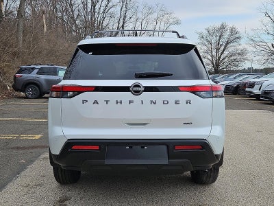 2026 Nissan Pathfinder SV