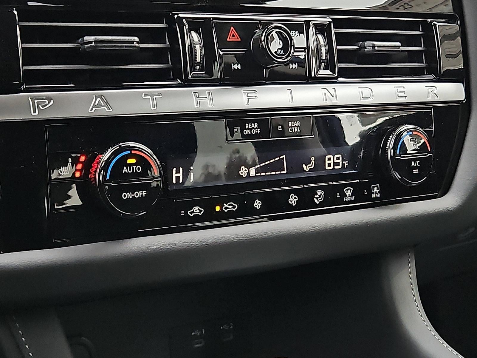 2026 Nissan Pathfinder SV