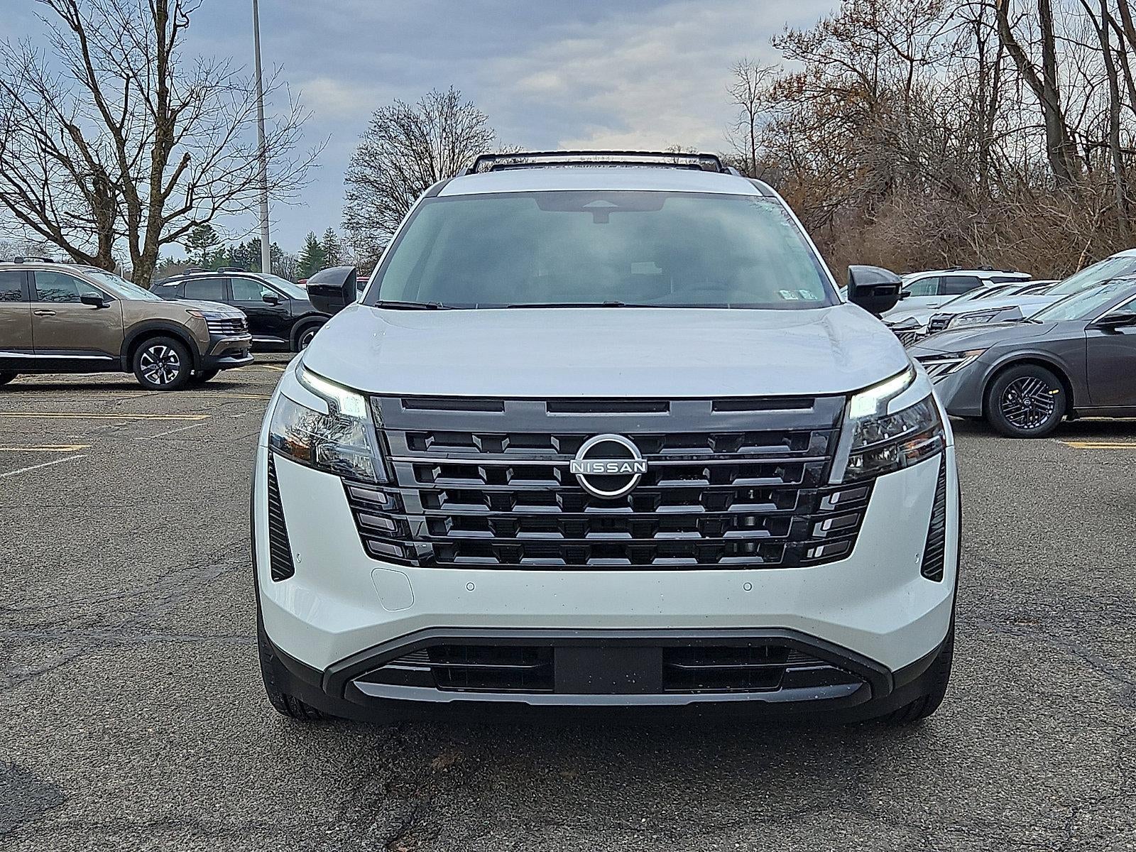 2026 Nissan Pathfinder SV