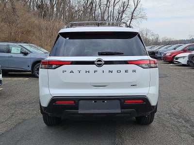 2026 Nissan Pathfinder SV