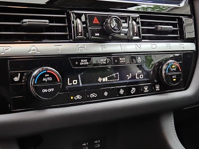 2026 Nissan Pathfinder SL 4WD