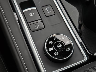 2026 Nissan Pathfinder SL 4WD