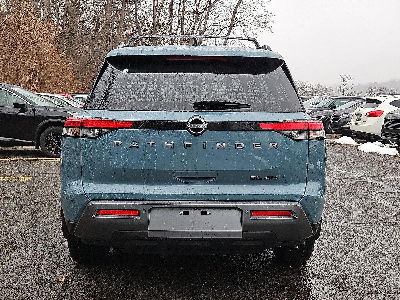 2026 Nissan Pathfinder SL