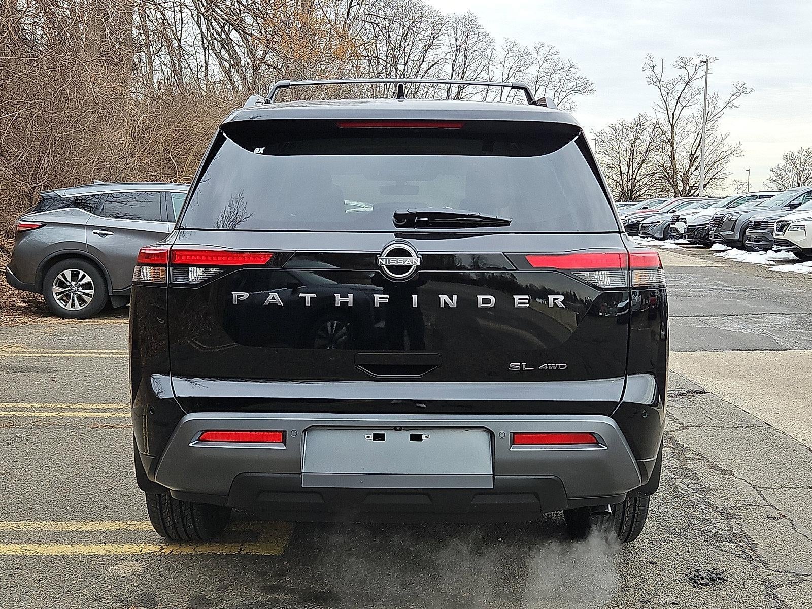 2026 Nissan Pathfinder SL
