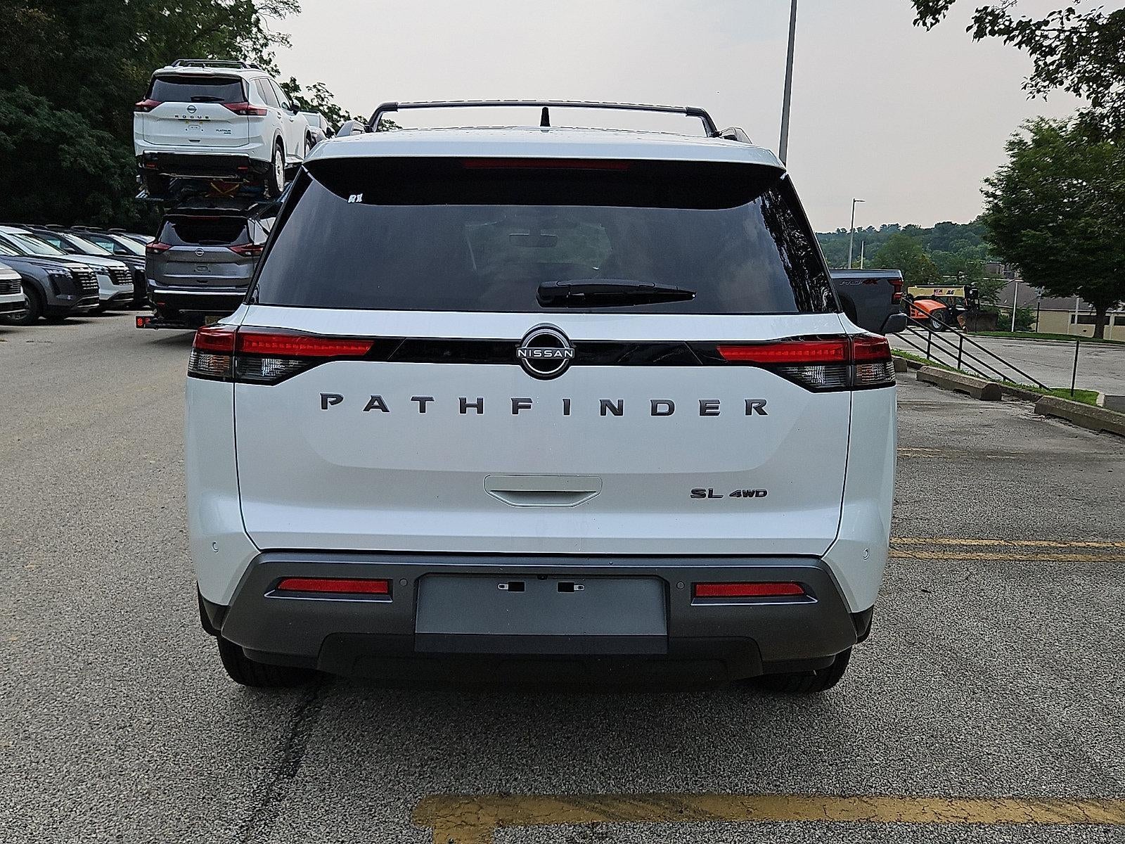 2026 Nissan Pathfinder SL