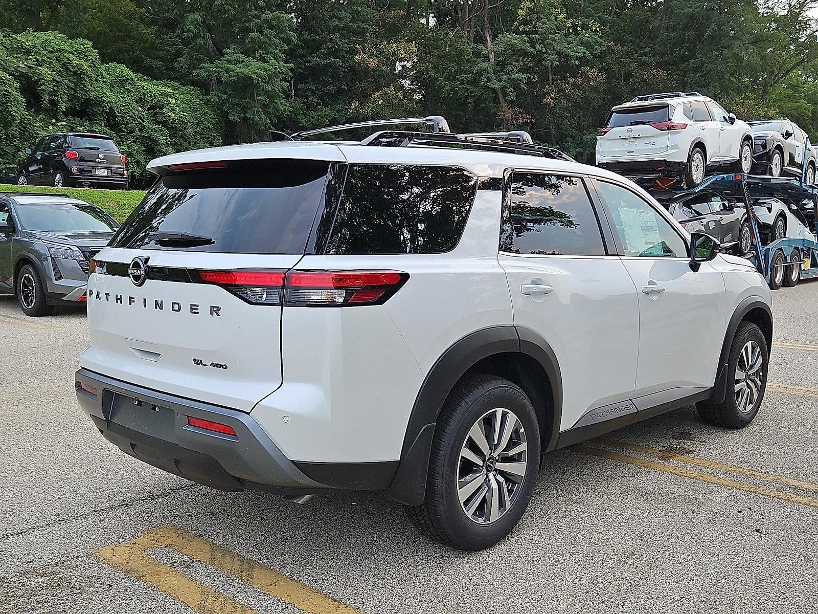 2026 Nissan Pathfinder SL