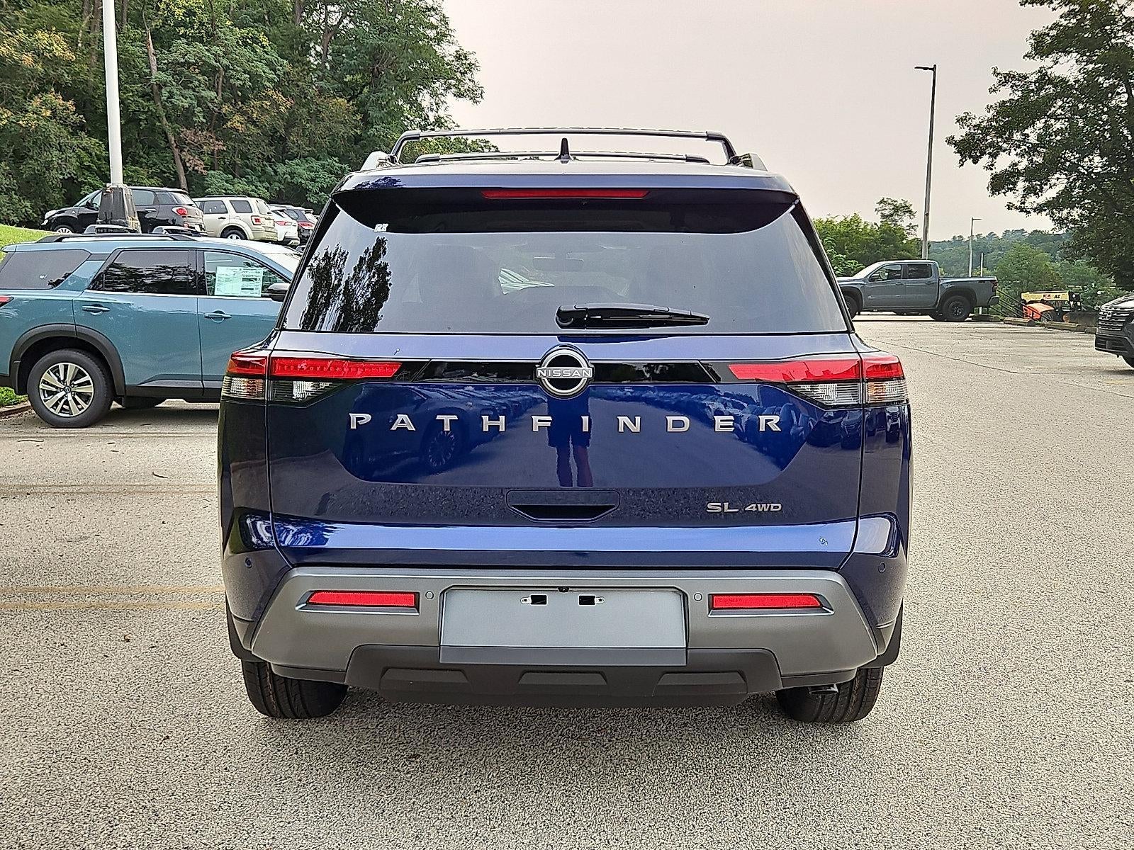 2026 Nissan Pathfinder SL