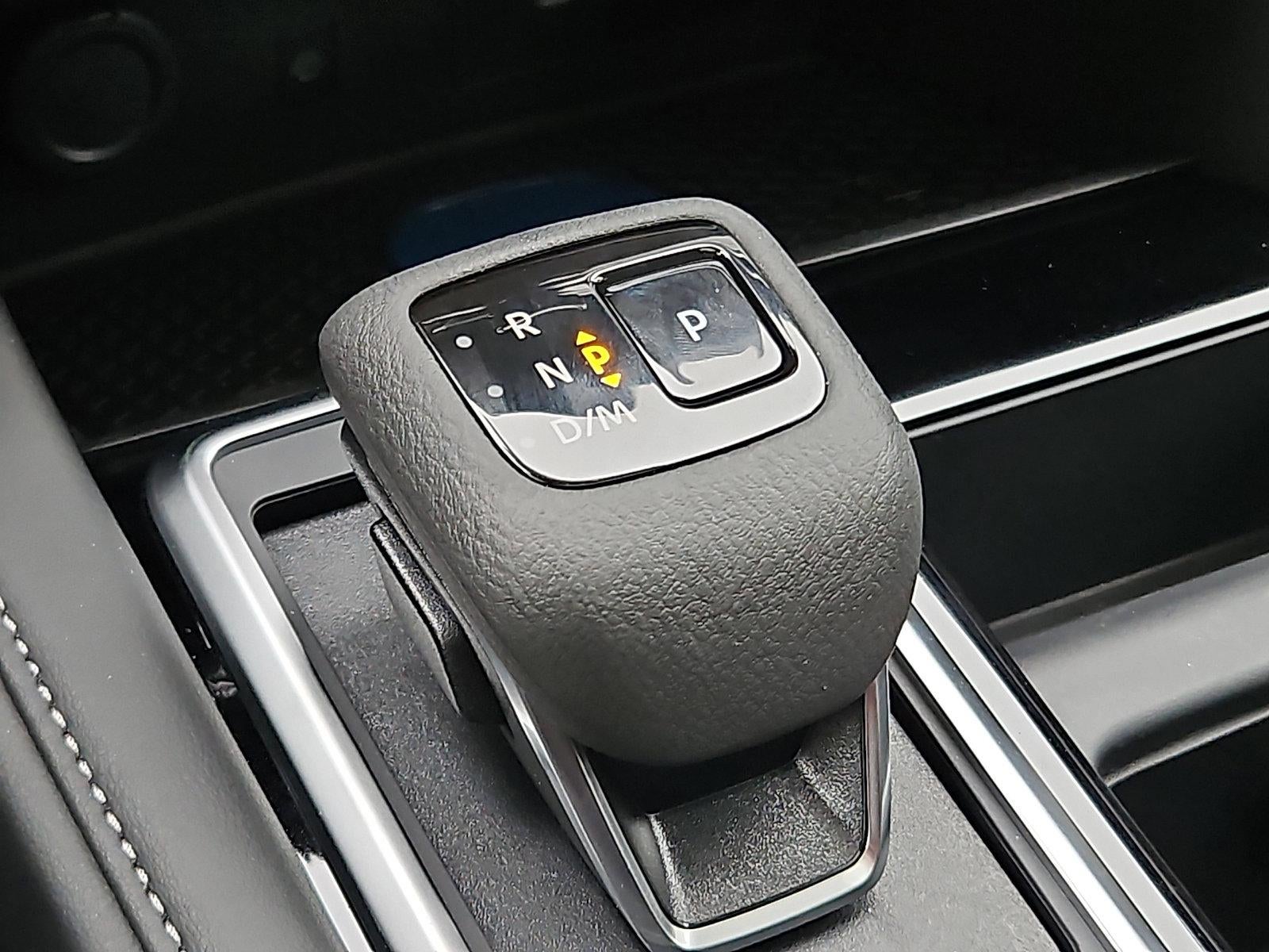 2026 Nissan Pathfinder SL 4WD