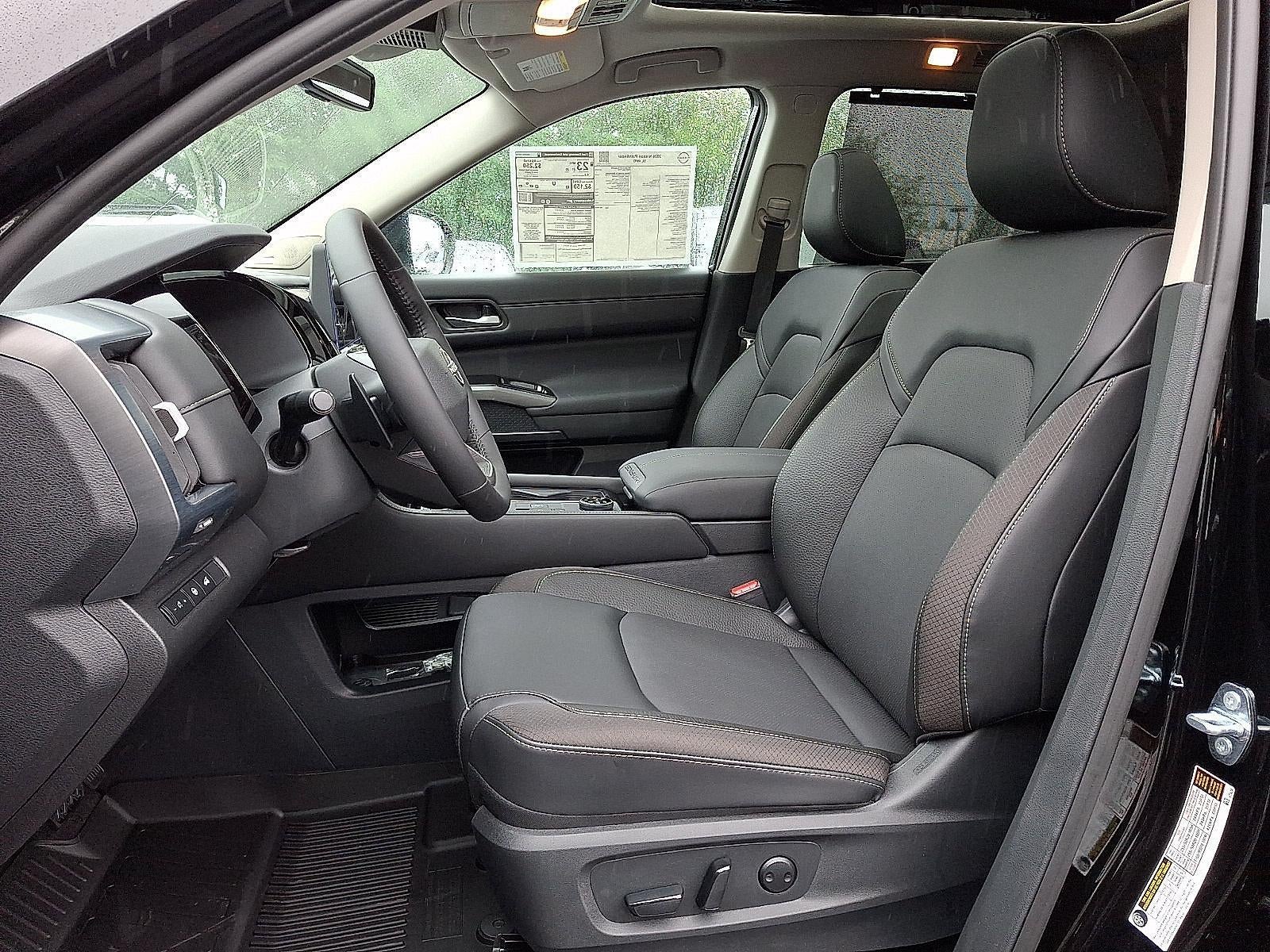 2026 Nissan Pathfinder SL