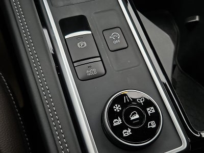 2026 Nissan Pathfinder Platinum 4WD