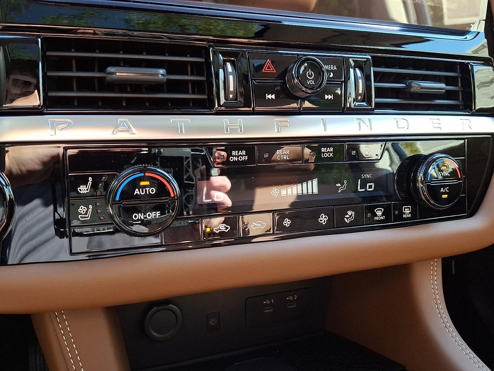 2026 Nissan Pathfinder Platinum