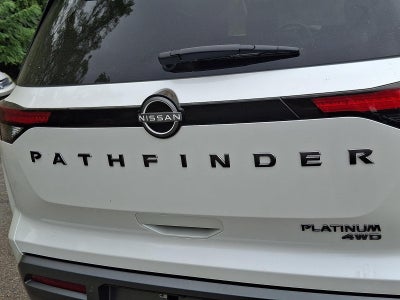 2026 Nissan Pathfinder Platinum