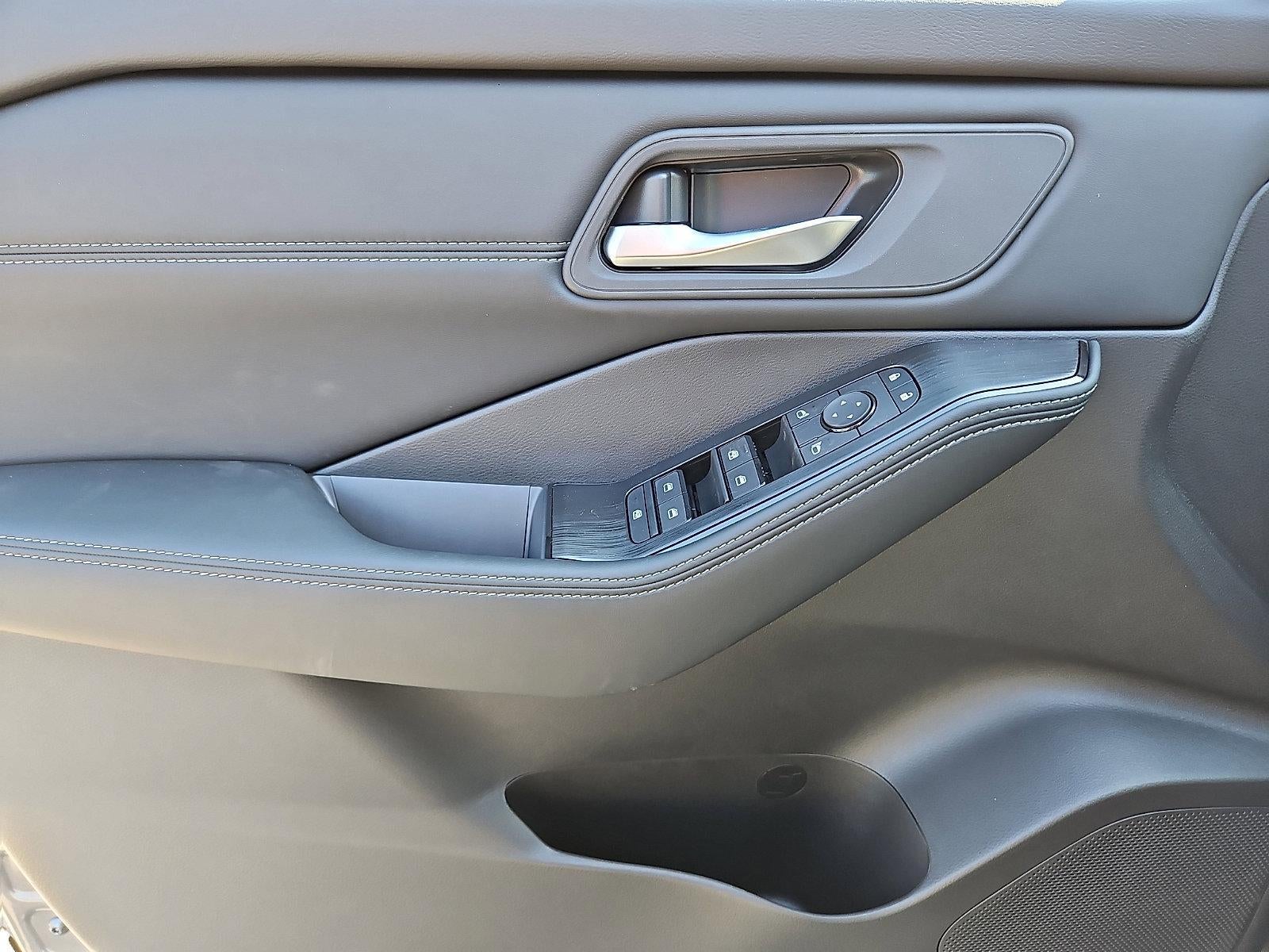 2026 Nissan Rogue 2026.5 AWD Dark Armor