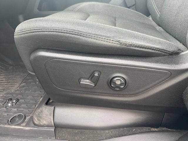 2020 RAM 1500 Big Horn Crew Cab 4x4 5'7" Box