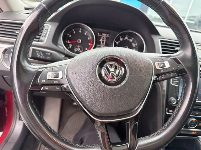2016 Volkswagen Passat 1.8T SE
