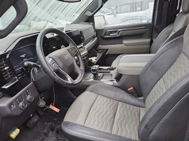 2025 Chevrolet Silverado 1500 ZR2