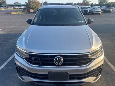2023 Volkswagen Tiguan 2.0T SE R-Line Black