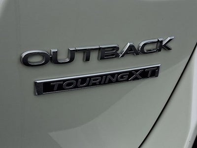 2022 Subaru Outback Touring XT