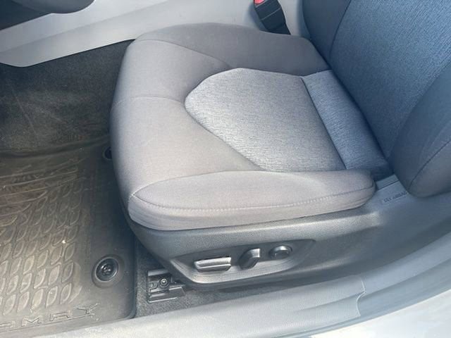 2024 Toyota Camry Hybrid LE