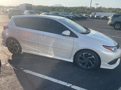 2017 Toyota Corolla iM BASE