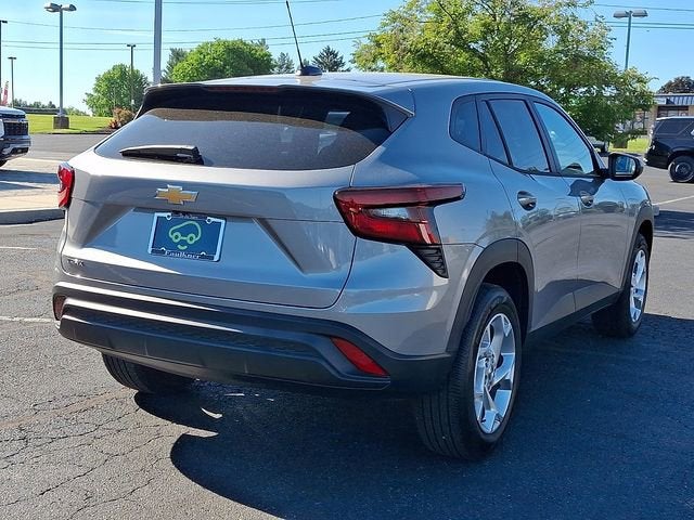 2025 Chevrolet Trax LS