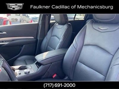 2022 Cadillac XT4 Premium Luxury